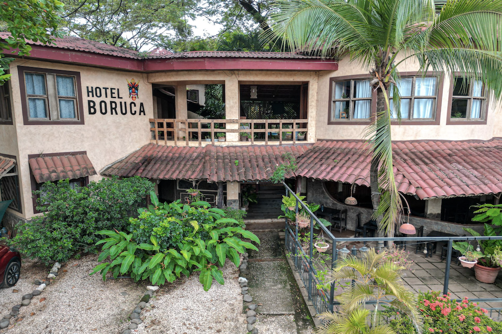 hotel-boruca-playa-tamarindo-guanacaste-costa-rica