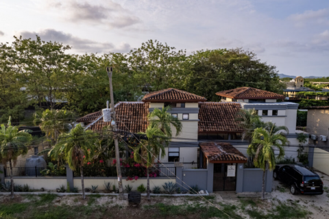 casa-maya-langosta-guanacaste-real-estate